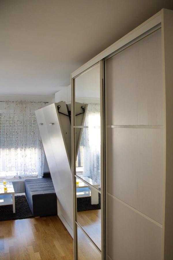 Studio Apartman Miljacka 13 サラエヴォ エクステリア 写真
