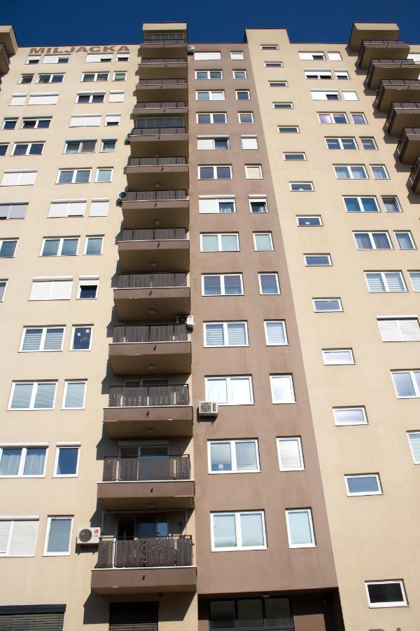 Studio Apartman Miljacka 13 サラエヴォ エクステリア 写真